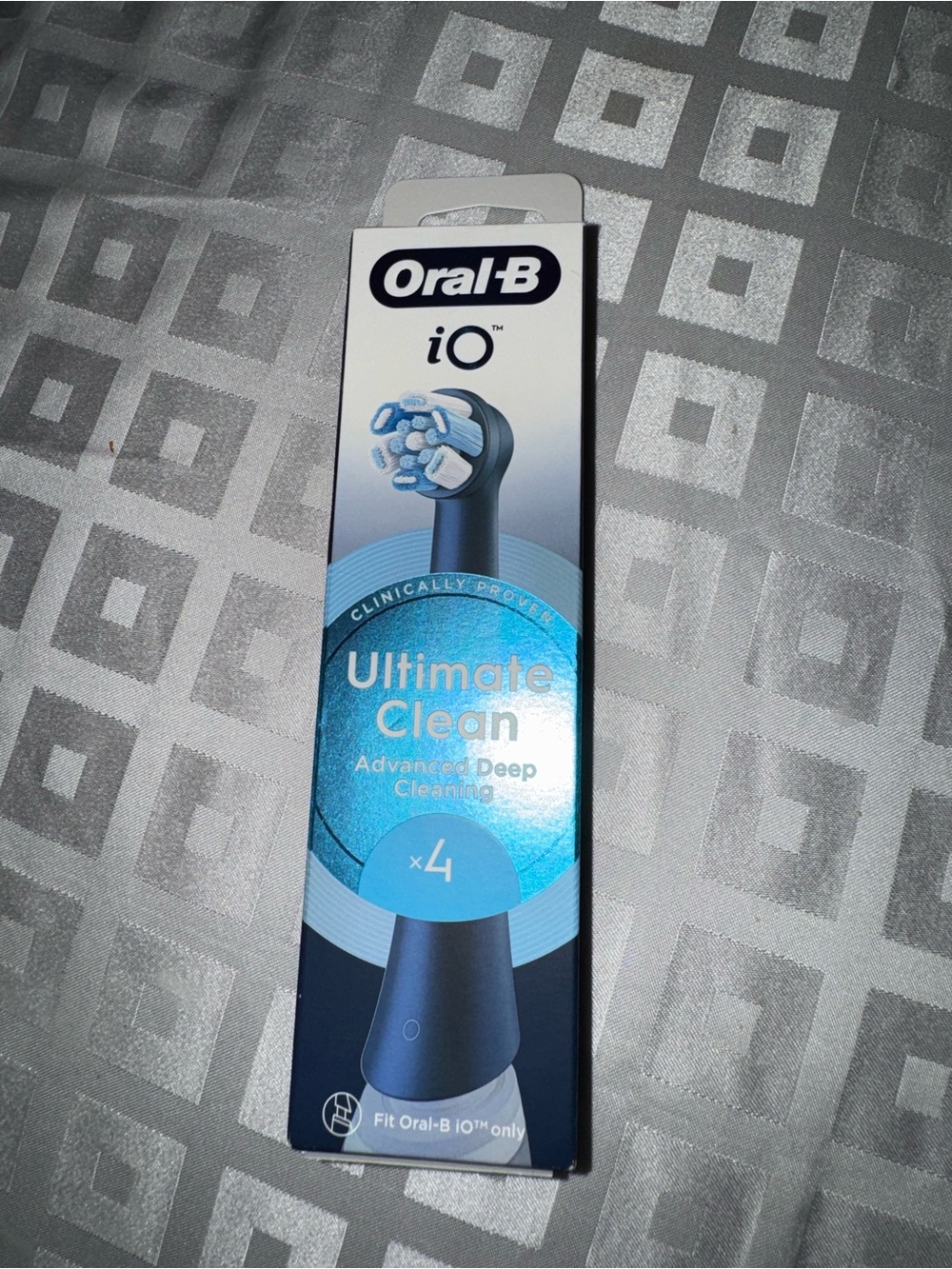 Oral-B Io Ultimate Clean Replacement Brush Heads, Advanced Deep Cleaning, Black,